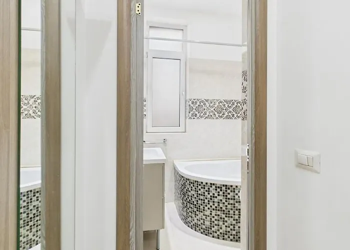 Refugiu Urban 2 Smart * Bukarest