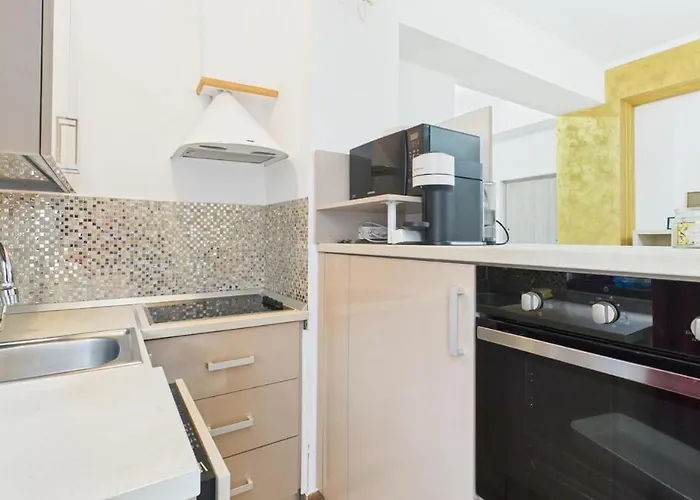 Refugiu Urban 2 Smart *